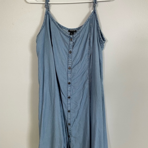 Torrid Light Blue Denim light weight dress size 1 - Picture 1 of 5